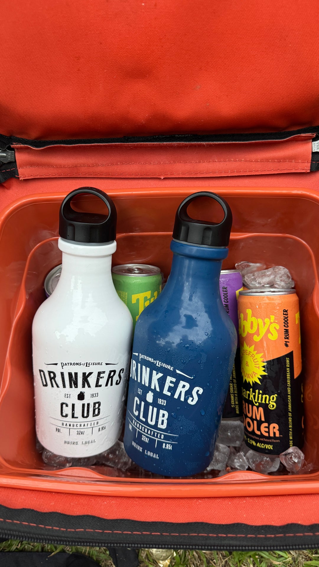 Loyal To Soca x Drinkers Club 32oz Squealer (Blue)